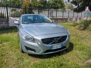 Volvo S60 T4 Powershift Momentum