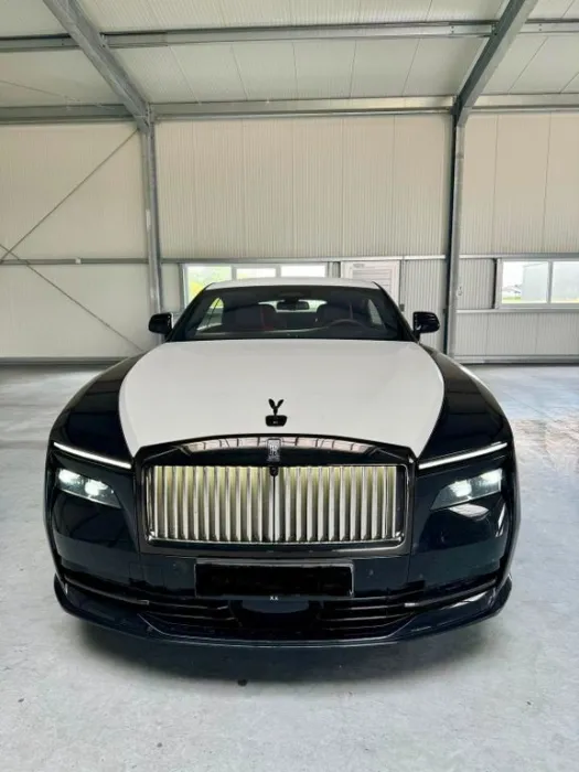 Rolls-Royce Spectre - Black Badge Spectre
