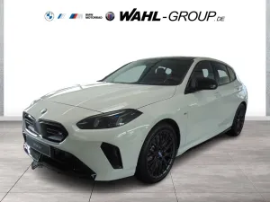 BMW M135 xDrive M Sport Panorama HaedUp Adapt LED M 