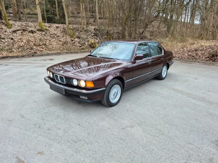 BMW 730