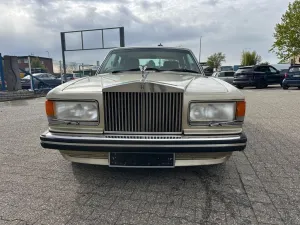 Rolls-Royce Silver Spirit -