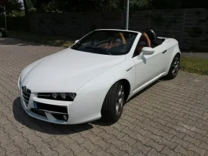 Alfa Romeo Spider 1.8 TBi 16V  PDC Sitzheizung Leder