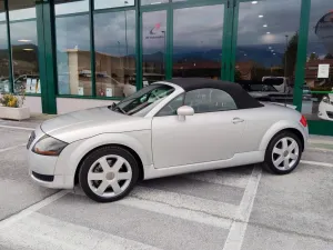 Audi TT Roadster 1.8 T 20V 179 CV cat