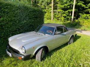 Fiat 124 Spider
