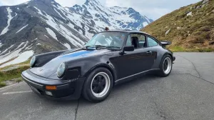 Porsche 930