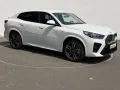 BMW iX2 xDrive30 M SPORT+HUD+AHK+ESITZE+KAMERA+ACC