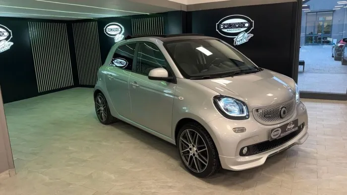 Smart SMART FORFOUR BRABUS 0.9 TURBO XCLUSIVE 2017