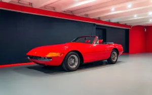 Ferrari 365 Daytona GTS/4 Spyder 