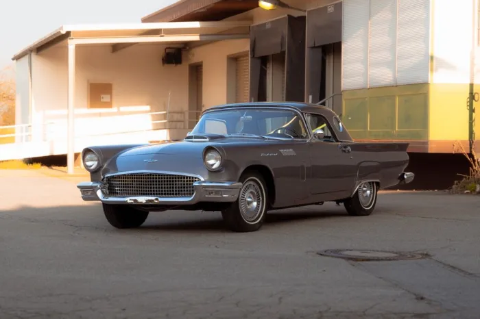 Ford Thunderbird 1957r 312ci 33JAHRER IN EINEM BESITZ