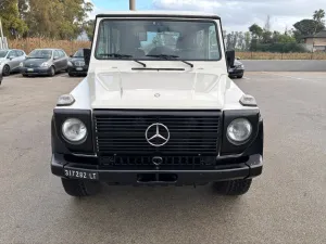 Mercedes-Benz G 300
