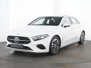 Mercedes-Benz A 220 4M ALLRAD+AHK+DISTRONIC+MULTIB+LHZG+360°++