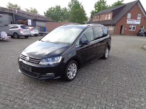 Volkswagen Sharan Highline Autom., Navi, AHK, 7 Sitze, PTS,