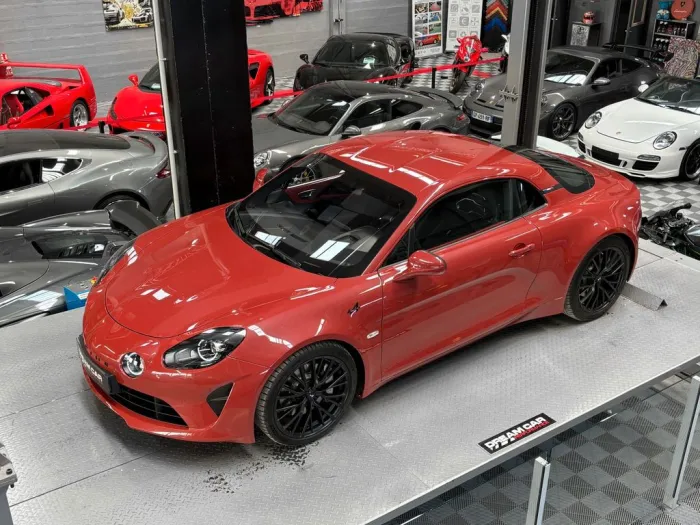 Alpine A110 S 300 - ROUGE RUBIS - *1 OF 110*