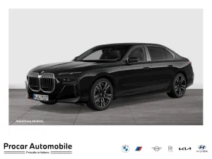BMW 740d xDrive M Sport SkyPano DA Prof PA Prof B&W