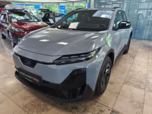 Subaru Uncharted FWD Active - 165KW - 77