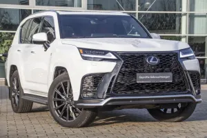 Lexus LX 600 F SPORT