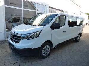 Renault Trafic L2H1 9-Sitzer + Multimedia