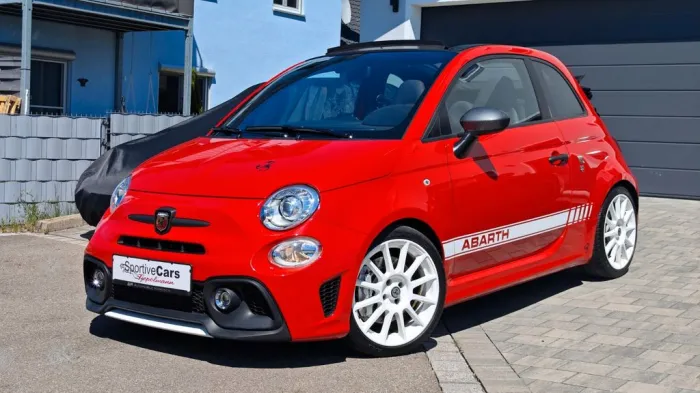 Abarth 595C esseesse Akrapovic Brembo Beats Rosso VOLL!
