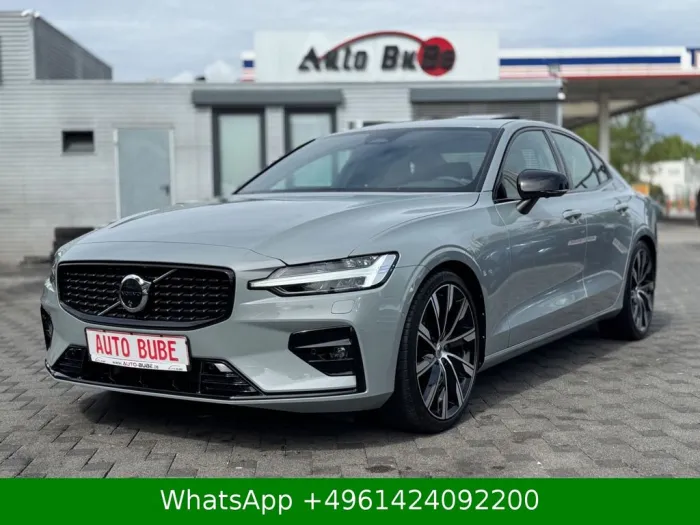 Volvo S60 Ultimate Dark AWD HUD-SCHIEBEDACH-1.HAND!