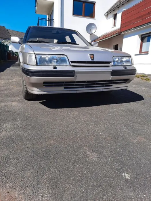 Rover 827