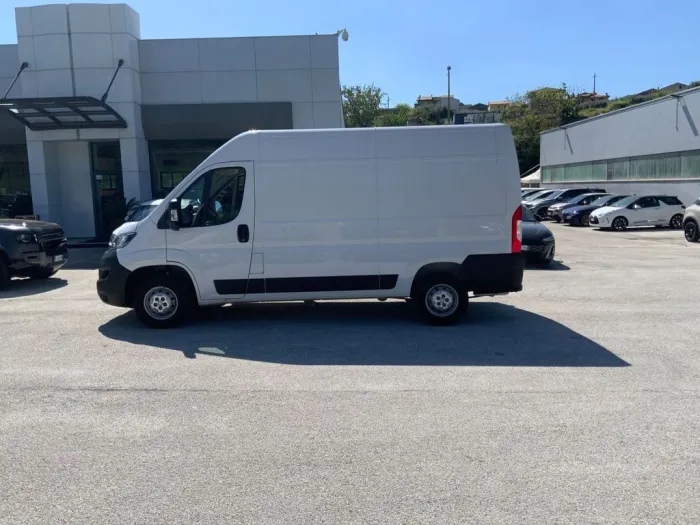 Peugeot Boxer 35 2.2 BlueHDi 140 S&S PM-TN Furgo