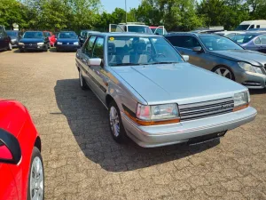 Toyota Carina II