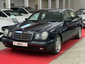 Mercedes-Benz E 280 Classic *TÜV 7.2027*COC*SCHIEBEDACH*