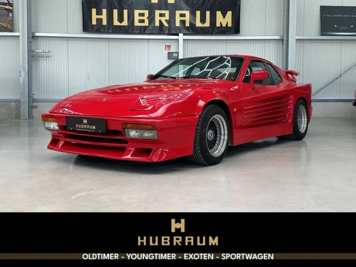 Porsche 944