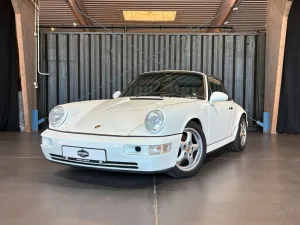 Porsche 911 Carrera 2 Targa