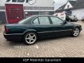 BMW 735i V8
