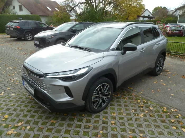 Toyota Corolla Cross Hybrid FWD Team Deutschland