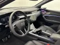 Audi Q8 55 e-tron S line quattro Pano B&O ACC
