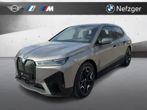 BMW iX xDrive50 Sportpaket HUD Sky Laser ACC AHK