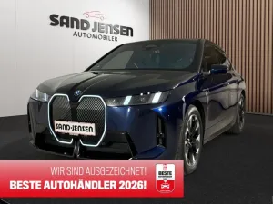 BMW iX xDrive60 M Sport Comfort HUD H&K Pano AHK 21