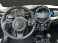 MINI One DAB LED Pano.Dach Navi Komfortzg. Tempomat