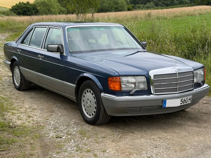 Mercedes-Benz 560 SEL, Reiserechner