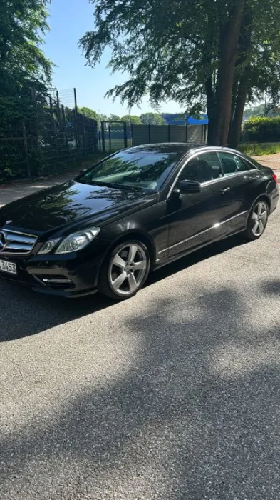 Mercedes-Benz E 250 Coupé E 250 BlueEFFICIENCY AVANTGARDE ...