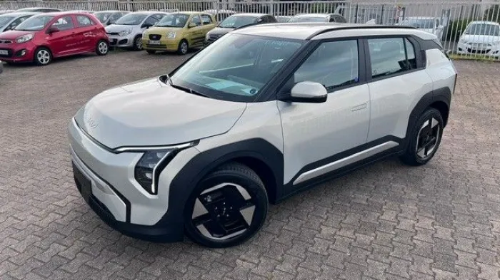 Kia EV3 58 kWh 150 kW Air Frontantrieb