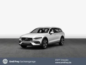 Volvo V60 Cross Country B5 AWD Ultimate STDHZ*360°VIEW
