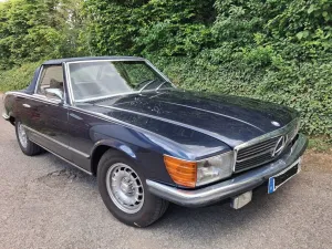 Mercedes-Benz SL 350 Roadster W107