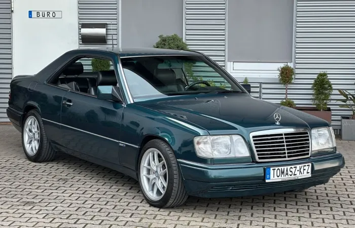 Mercedes-Benz CE 320 Coupe Automat*SportsLine*Leder*AC*TÜV NEU