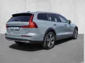 Volvo V60 Cross Country B4 AWD Plus Pano LED