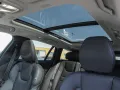 Volvo V60 Cross Country B4 AWD Plus Pano LED