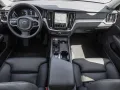 Volvo V60 Cross Country B4 AWD Plus Pano LED