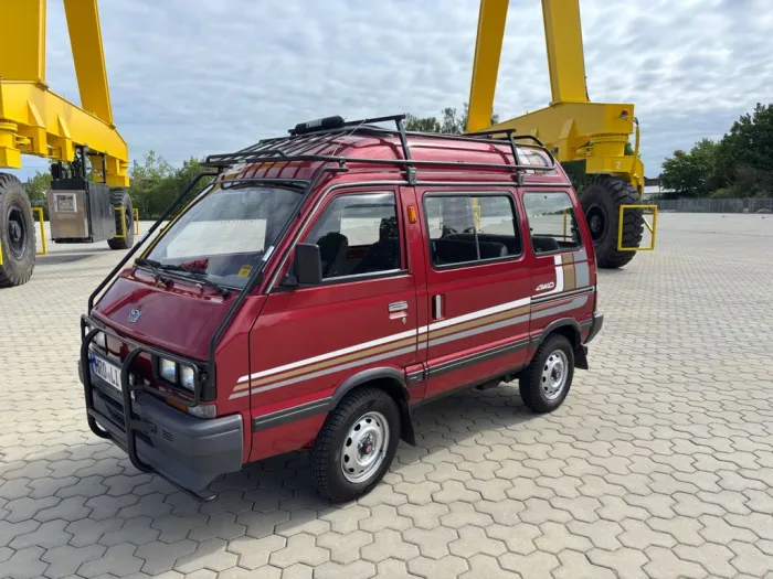 Subaru Libero KJ8