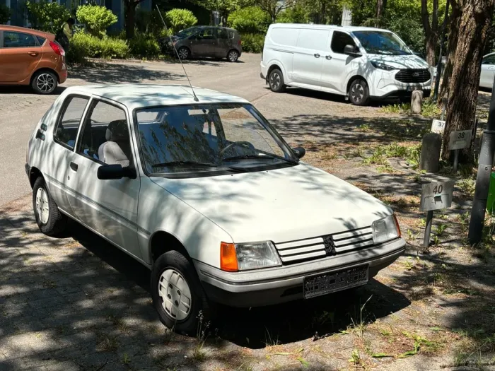 Peugeot 205 1.4 H-Gutachten Tüv