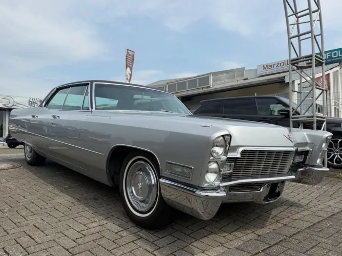 Cadillac Deville Sedan 7.7L/Klima/Leder/Automatik