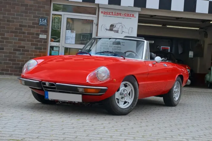 Alfa Romeo Spider 2000 Veloce , dt. Fahrzeug