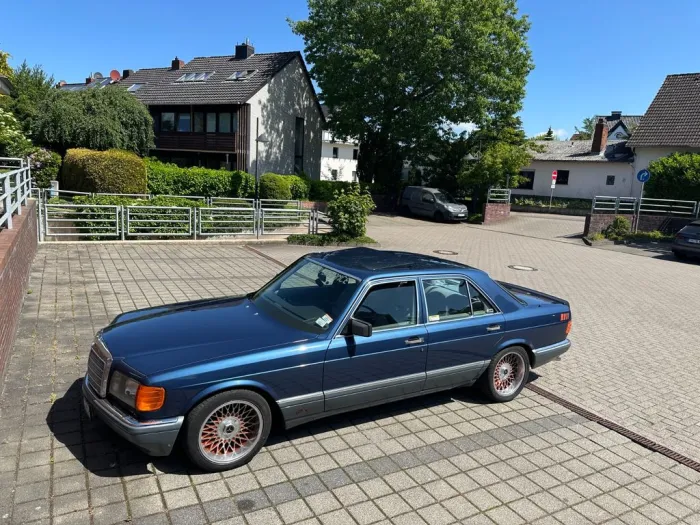 Mercedes-Benz 420 SE V8, restauriert, dezent veredelt 