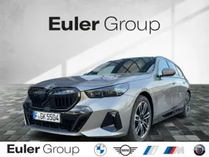 BMW 540 d xDrive Touring Sportpaket HUD AHK-klappbar